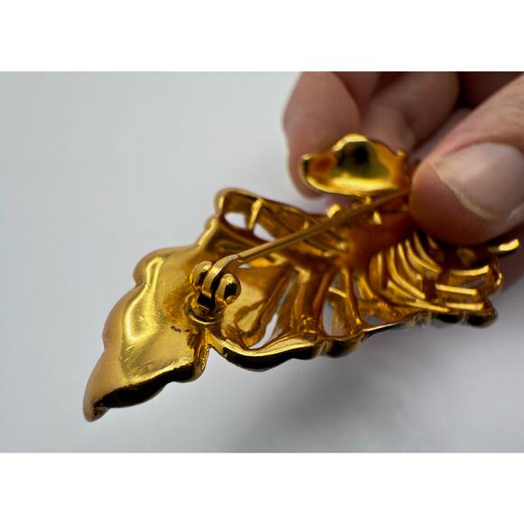 Vintage 1940s Retro Modern Two-Tone Rhinestone Plume Brooch - Picture 9 of 9